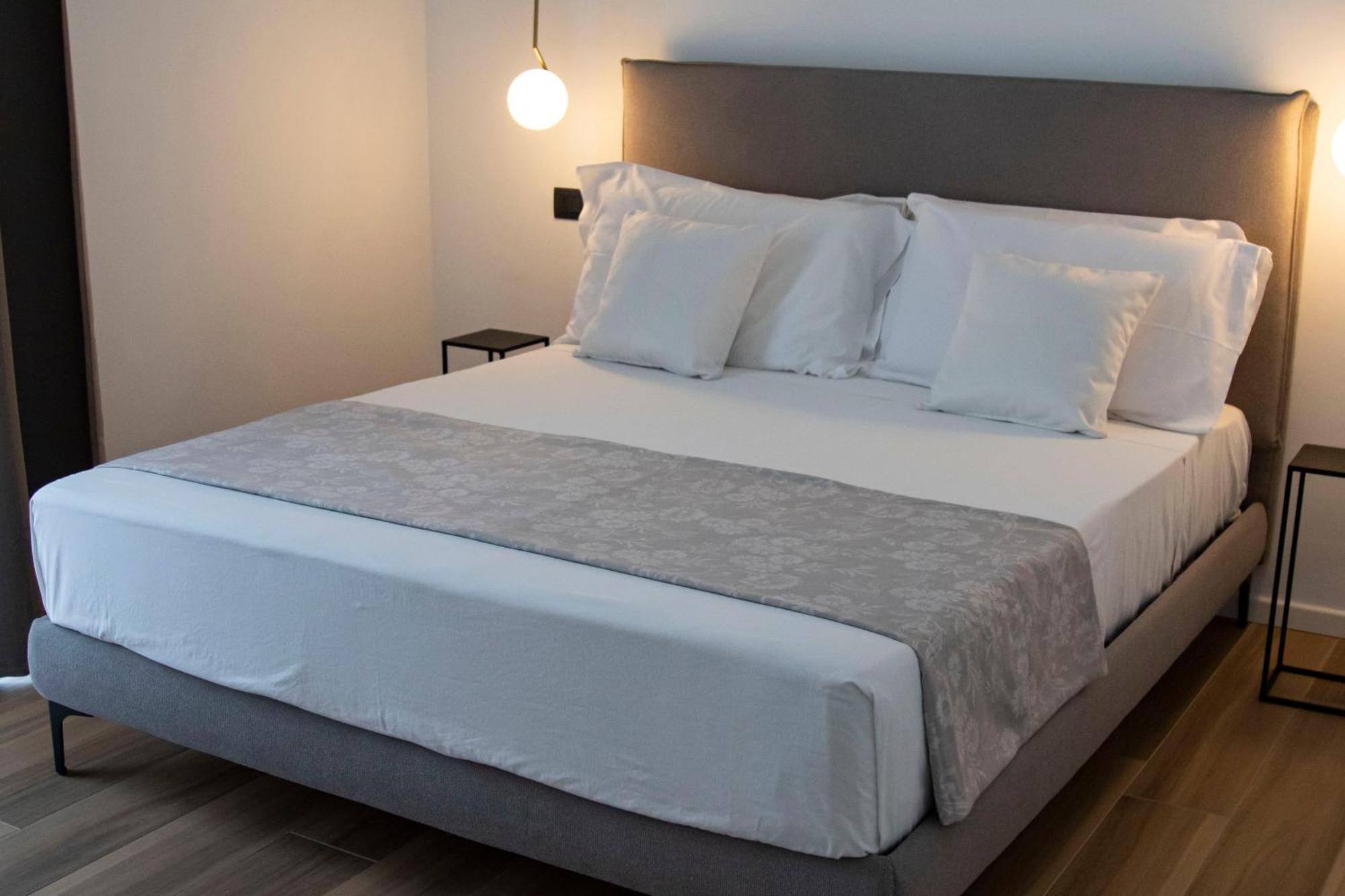 Mamala Apartment Syracuse Bagian luar foto